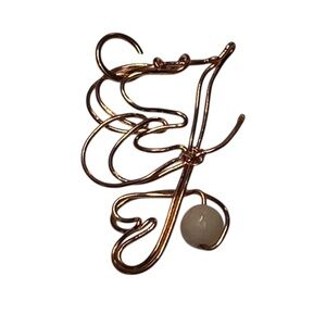 Artistic copper Wire Necklace with White Bead